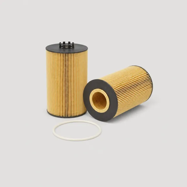 Kaltreo KT-OF9573 oil filter, replaces Fleetguard LF16351 — cross-references 2914899500, 5112321565, P7329